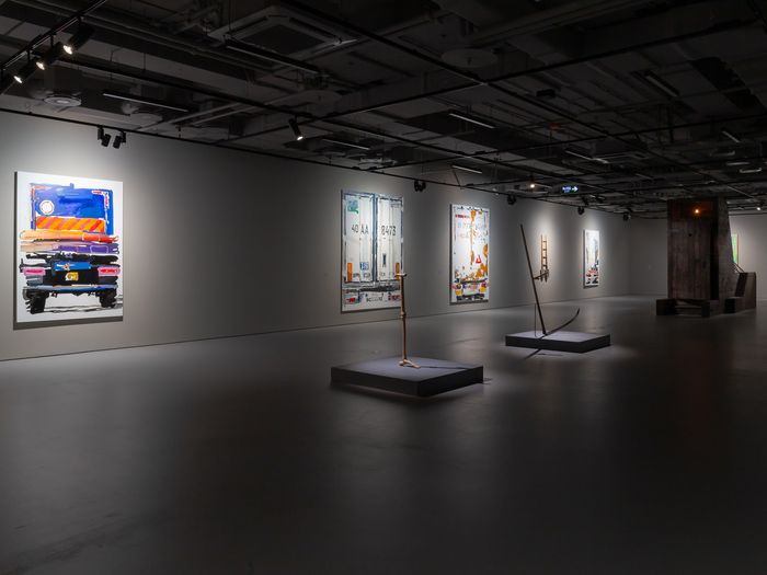 На портале ArtTube вышло интервью с кураторами выставки «Их неудержимо клонило в сон» Сергеем Баландиным и Алексеем Корси