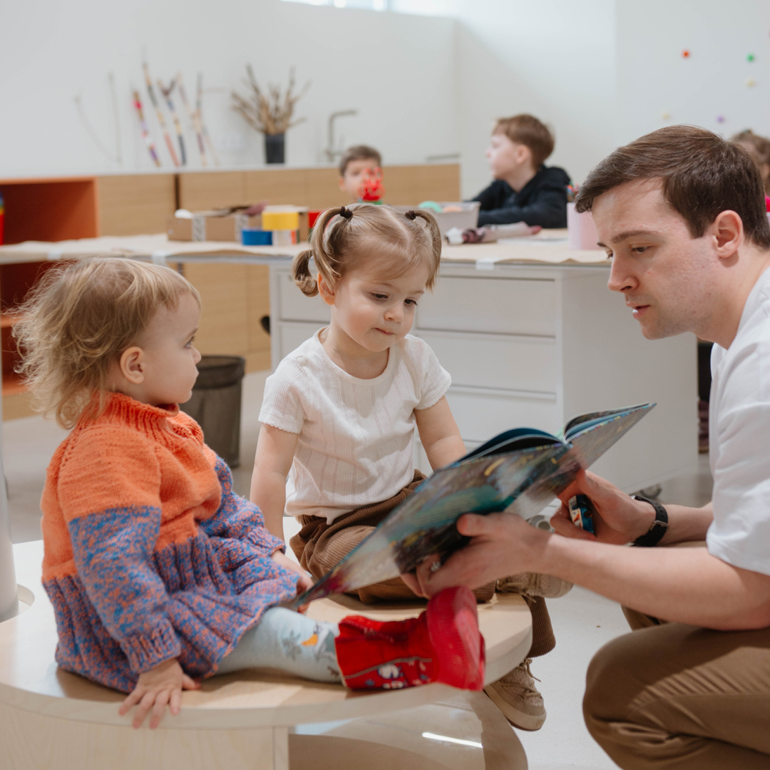 Детский книжный клуб «Книги и герои» (4+)